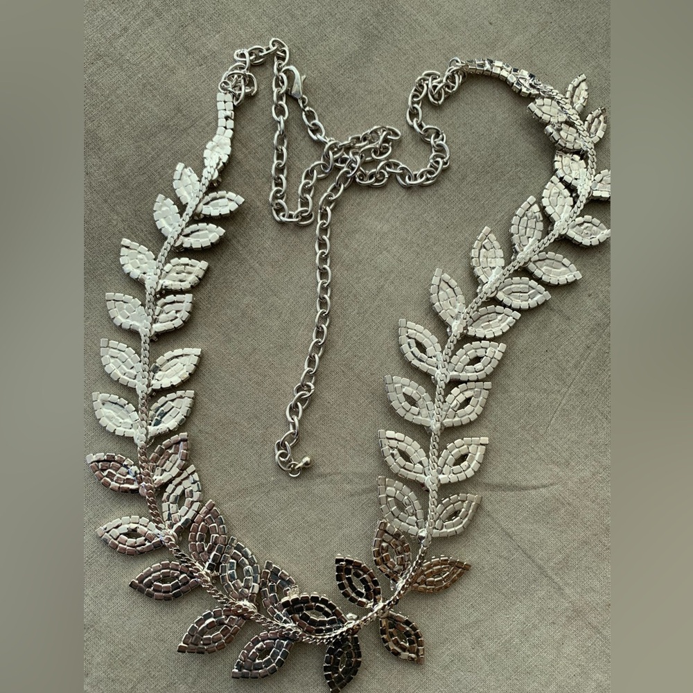 Silver Double Leaf Pattern Crystal Wedding Belt - image 4